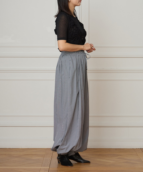 IENA LA BOUCLE(イエナラブークル)の「IENA LA BOUCLE ギンガムチェックバルーンレッグパンツ(その他パンツ・レディース・ダークブルー・38/36)」の12枚目の写真