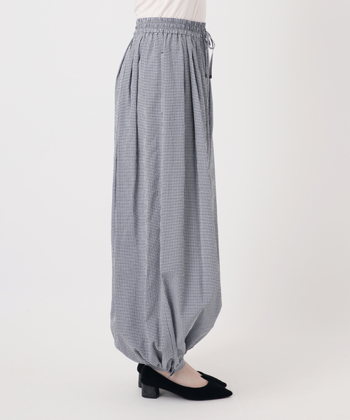 IENA LA BOUCLE(イエナラブークル)の「IENA LA BOUCLE ギンガムチェックバルーンレッグパンツ(その他パンツ・レディース・ダークブルー・38/36)」の17枚目の写真