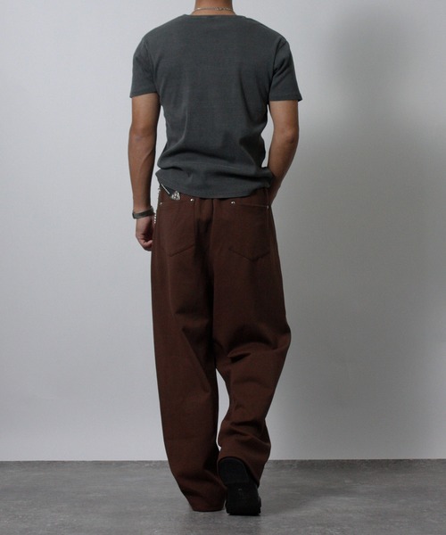 NYLAUS(ナイラス)の「【NYS】ヴィンテージ テレコ Vネック 半袖Tシャツ 無地(Tシャツ/カットソー・メンズ・ブラウン/チャコール・L/M/S)」の4枚目の写真