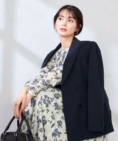 a.v.v(アーヴェヴェ)の「【洗える/UVカット】リネンライクストレッチダブルブレストジャケット(テーラードジャケット・レディース・グレー/ネイビー・40/38/36)」の3枚目の写真