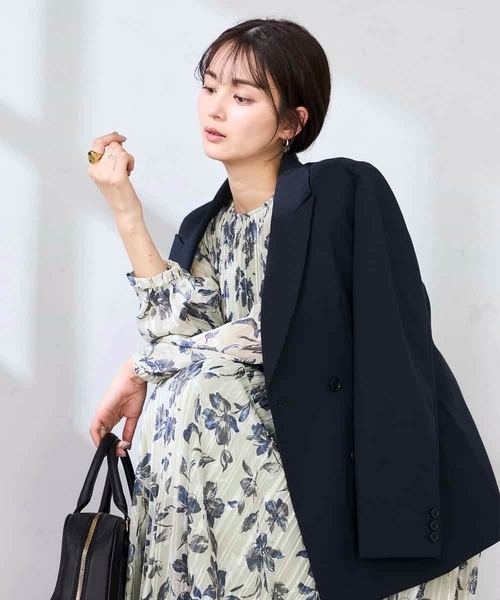a.v.v(アーヴェヴェ)の「【洗える/UVカット】リネンライクストレッチダブルブレストジャケット(テーラードジャケット・レディース・グレー/ネイビー・40/38/36)」の4枚目の写真