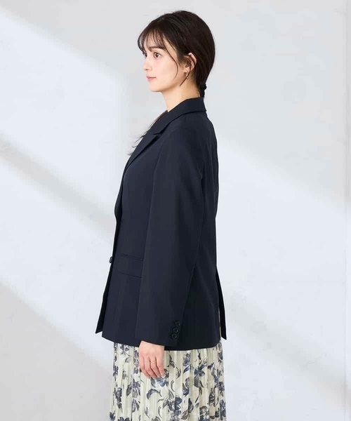 a.v.v(アーヴェヴェ)の「【洗える/UVカット】リネンライクストレッチダブルブレストジャケット(テーラードジャケット・レディース・グレー/ネイビー・40/38/36)」の22枚目の写真