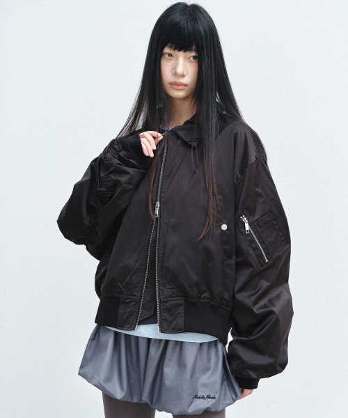 NICK&NICOLE(ニックアンドニコール)の「SHIRRING SLEEVE BOMBER JUMPER_BLACK(ブルゾン・レディース・その他・FREE)」の4枚目の写真