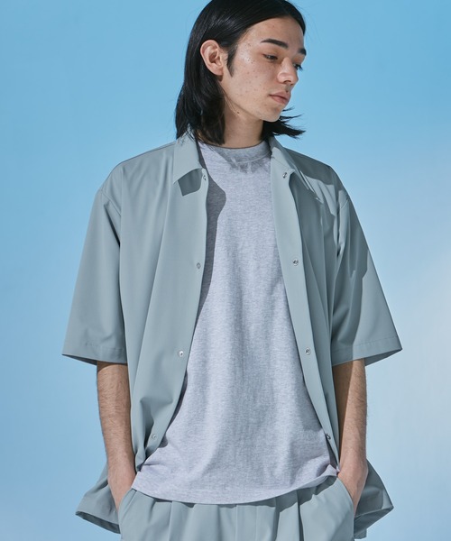 URBAN RESEARCH DOORS（アーバンリサーチドアーズ）の「『UR TECH』サマシェア ショートスリーブシャツカーディガン（カーディガン/ボレロ・メンズ・ブラック/グリーン/チャコールグレー/グレー・X-LARGE/LARGE/MEDIUM）」の4枚目の写真