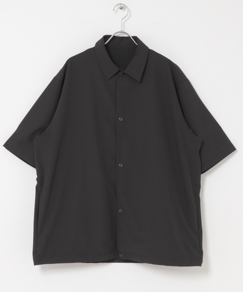 URBAN RESEARCH DOORS（アーバンリサーチドアーズ）の「『UR TECH』サマシェア ショートスリーブシャツカーディガン（カーディガン/ボレロ・メンズ・ブラック/グリーン/チャコールグレー/グレー・X-LARGE/LARGE/MEDIUM）」の14枚目の写真