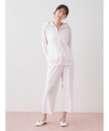 ルームウェア/パジャマ パーカー」に該当するルームウェア（ピンク
