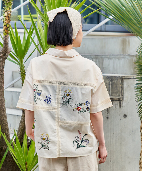 FREAK'S STORE(フリークスストア)の「シアー三角 ヘアバンド(ヘアバンド・レディース・ブルー/ナチュラル/ホワイト・ONE SIZE)」の8枚目の写真