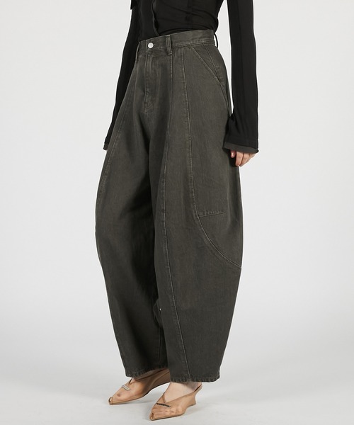 PRANK PROJECT(プランクプロジェクト)の「【2026Summer Pre-Order】スーパーコクーンデニムパンツ / Super Cocoon Denim Pants(デニムパンツ・レディース・ブルー/オリーブ・34/36/38)」の22枚目の写真