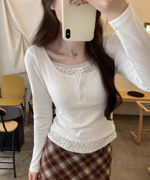 leune(ルネ)の「カップ付きレイヤード風ヘンリーリブトップス(Tシャツ/カットソー・レディース・ベージュ/オフホワイト/グレー・FREE)」の10枚目の写真