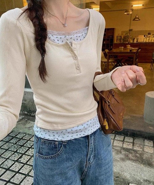 leune(ルネ)の「カップ付きレイヤード風ヘンリーリブトップス(Tシャツ/カットソー・レディース・ベージュ/オフホワイト/グレー・FREE)」の17枚目の写真