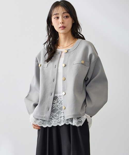 Anclear oui(アンクリアウィ)の「ゴールド釦スポンディッシュニットCD(カーディガン/ボレロ・レディース・Yellow/White/PINK/LT.Gray・F)」の3枚目の写真