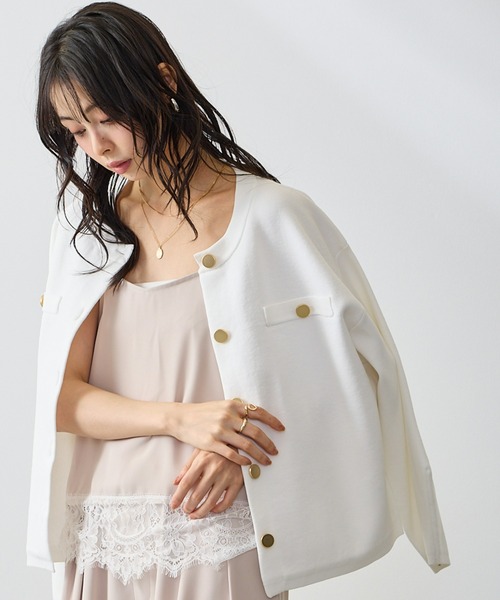 Anclear oui(アンクリアウィ)の「ゴールド釦スポンディッシュニットCD(カーディガン/ボレロ・レディース・Yellow/White/PINK/LT.Gray・F)」の2枚目の写真