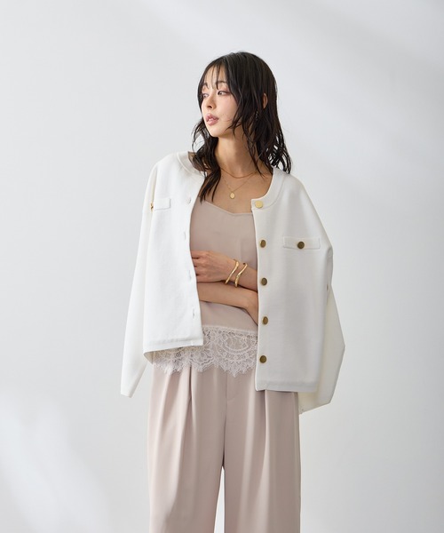 Anclear oui(アンクリアウィ)の「ゴールド釦スポンディッシュニットCD(カーディガン/ボレロ・レディース・Yellow/White/PINK/LT.Gray・F)」の15枚目の写真