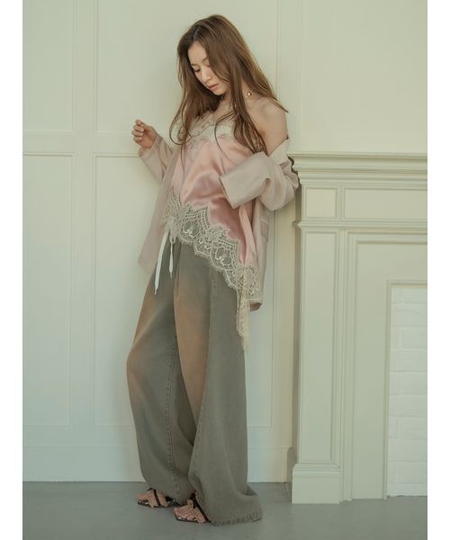 LILY BROWN(リリーブラウン)の「ワイドレッグリラックスデニムパンツ(デニムパンツ・レディース・ベージュ/ブルー/スカイブルー・0/1)」の6枚目の写真