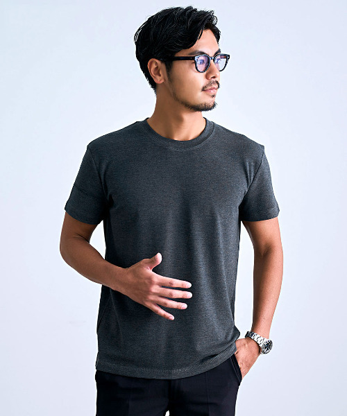 BENUSTA(ベヌスタ)の「『BENUSTA/ベヌスタ』しっとり無地半袖Tシャツ【GC】(Tシャツ/カットソー・メンズ・ブラック/グレー/ホワイト・3L/XL/L/M)」の3枚目の写真