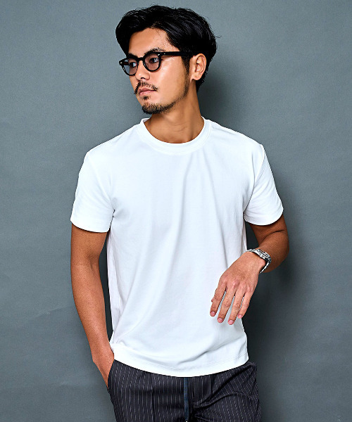 BENUSTA(ベヌスタ)の「『BENUSTA/ベヌスタ』しっとり無地半袖Tシャツ【GC】(Tシャツ/カットソー・メンズ・ブラック/グレー/ホワイト・3L/XL/L/M)」の2枚目の写真
