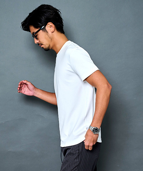 BENUSTA(ベヌスタ)の「『BENUSTA/ベヌスタ』しっとり無地半袖Tシャツ【GC】(Tシャツ/カットソー・メンズ・ブラック/グレー/ホワイト・3L/XL/L/M)」の4枚目の写真