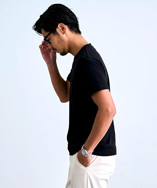 BENUSTA(ベヌスタ)の「『BENUSTA/ベヌスタ』しっとり無地半袖Tシャツ【GC】(Tシャツ/カットソー・メンズ・ブラック/グレー/ホワイト・3L/XL/L/M)」の7枚目の写真