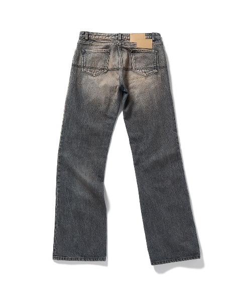 PERVERZE（パーバーズ）の「Low-Rise Slim-Wide Denim（デニムパンツ・レディース・ブラック・1/0/2）」の2枚目の写真