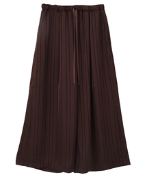 LOGEMENT DE CLAIRE（ロジュモンドクレール）の「タックイージーパンツ（その他パンツ）」