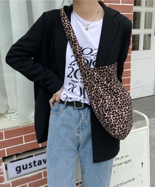 lit.Cy（リットシー）の「くったりワンショルバッグレオパード ストライプ（トートバッグ・レディース・グリーン系その他/ブラウン系その他/ホワイト系その他/オレンジ系その他・FREE）」の2枚目の写真