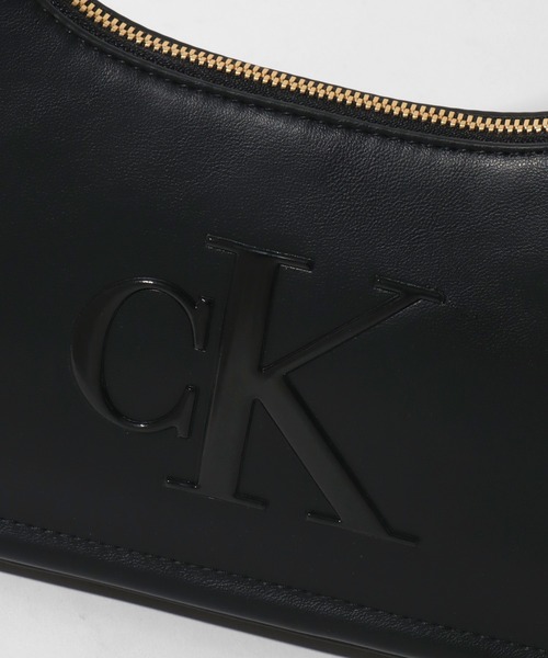 Calvin Klein（カルバン・クライン）の「【Calvin Klein/カルバンクライン】スモールショルダー ハンドバッグ（ショルダーバッグ・レディース・ブラック・FREE）」の9枚目の写真