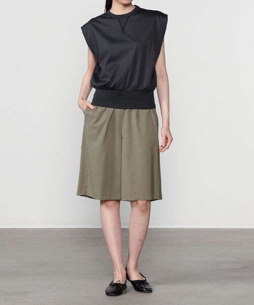 Morris & Sons(モリスアンドサンズ)の「MORRIS & SONS | ストレッチ イージーショーツ WOMEN(その他パンツ・レディース・グレイッシュベージュ/ネイビー・0/1)」の3枚目の写真