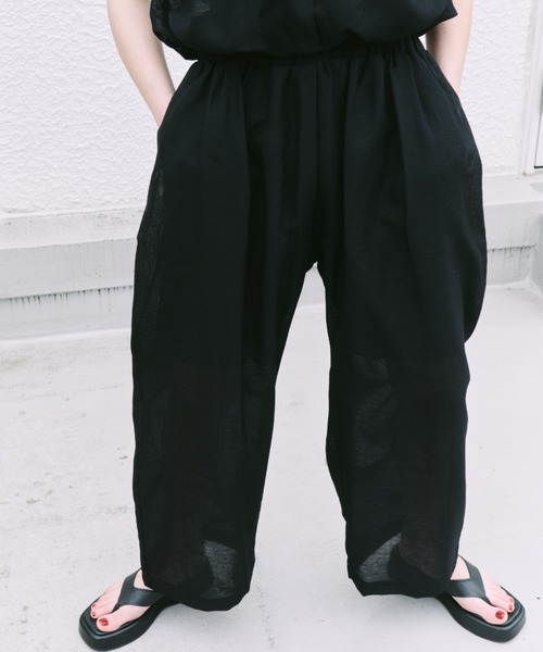 HANNE(アン)の「シアーギャザーパンツ(その他パンツ・レディース・ベージュ/ブラック/アイボリー・M/S)」の11枚目の写真