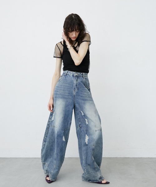 uyu.(ウユ)の「Dot Pattern Front Hole Sheer Top/ドット柄フロントホールシアートップス(Tシャツ/カットソー・レディース・ホワイト/ブラック・FREE)」の10枚目の写真