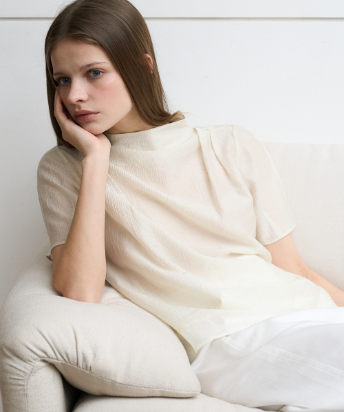 DEHEVE（デヘヴェ）の「Drape Strap Blouse [Cream]（シャツ/ブラウス・レディース・Cream・OS）」の4枚目の写真