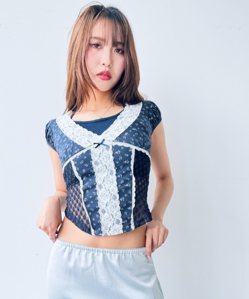 Y2K SYNAPSE FACTORY（ワイツーケー シナプスファクトリー）の「【レーストリミング】花柄楊柳Tシャツ（Tシャツ/カットソー・レディース・ネイビー/グレー/アイボリー・FREE）」の17枚目の写真
