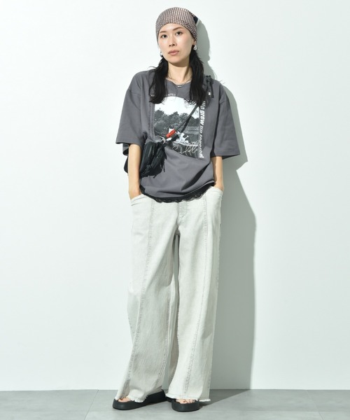 INTERPLANET(インタープラネット)の「CATプリント裾レースT(Tシャツ/カットソー・レディース・オフホワイト/チャコールグレー・FREE)」の7枚目の写真