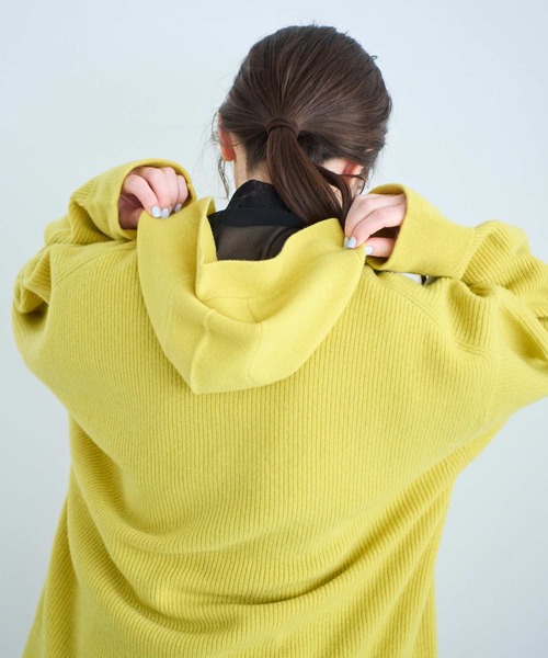 I am I in fact...(アイアムアイインファクト)の「SUSIE BABUSHKA(ニットキャップ/ビーニー・レディース・ホワイト/グレー/イエロー/ブラック/ブルー・FREE)」の13枚目の写真