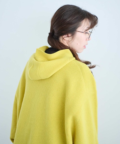 I am I in fact...(アイアムアイインファクト)の「SUSIE BABUSHKA(ニットキャップ/ビーニー・レディース・ホワイト/グレー/イエロー/ブラック/ブルー・FREE)」の14枚目の写真