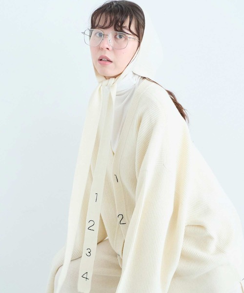 I am I in fact...(アイアムアイインファクト)の「SUSIE BABUSHKA(ニットキャップ/ビーニー・レディース・ホワイト/グレー/イエロー/ブラック/ブルー・FREE)」の18枚目の写真
