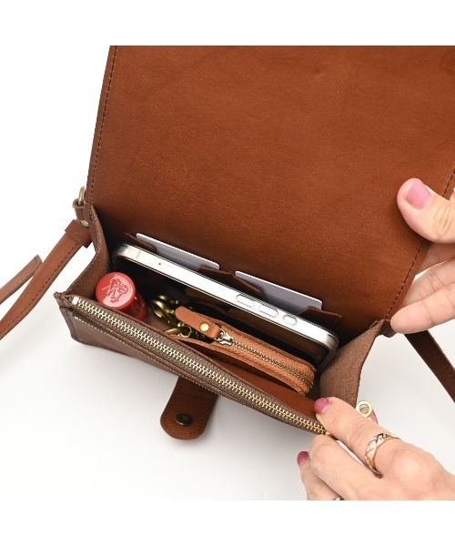 CLEDRAN(クレドラン)の「【本革 多機能】CL3993 PASA WALLET SHOULDER(ショルダーバッグ・レディース・ライトグレー/ブラック/ブラウン・FREE)」の18枚目の写真