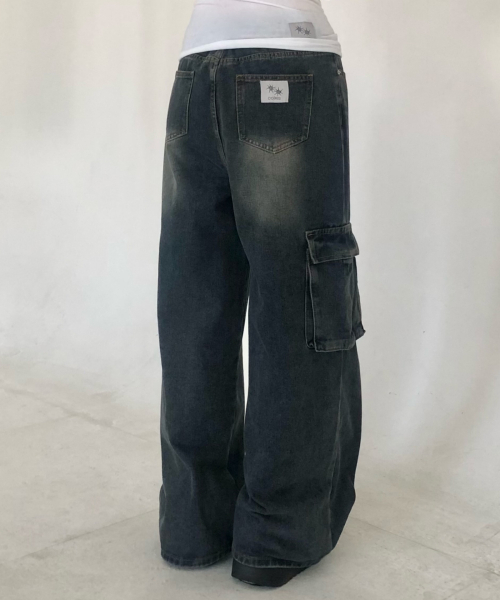 COIRIS(コイリス)の「ラウトカーゴワイドデニムパンツ(デニムパンツ・レディース・ダークブルー・SMALL/MEDIUM)」の2枚目の写真