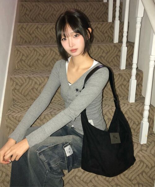 COIRIS(コイリス)の「ラウトカーゴワイドデニムパンツ(デニムパンツ・レディース・ダークブルー・SMALL/MEDIUM)」の17枚目の写真