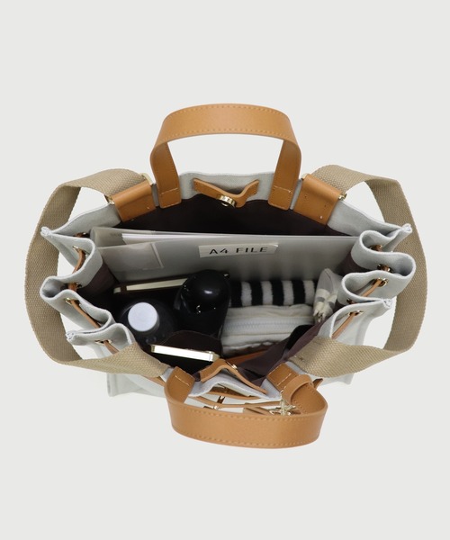 relac(レーラック)の「【 A4対応 】2WAY スクエア リュック & トートバッグ / レディース バッグ ハンドバッグ パスケース付き(バックパック/リュック・レディース・アイボリー/グレー/カーキ/ブラック・FREE)」の19枚目の写真