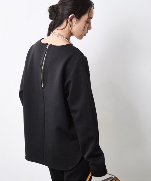 CHIC STYLE(シックスタイル)の「バックジップクルーネックカットソー<大きいサイズ有>シックスタイル(Tシャツ/カットソー・レディース・ブラック/グレー・5L/4L/3L/LL/L/M)」の10枚目の写真