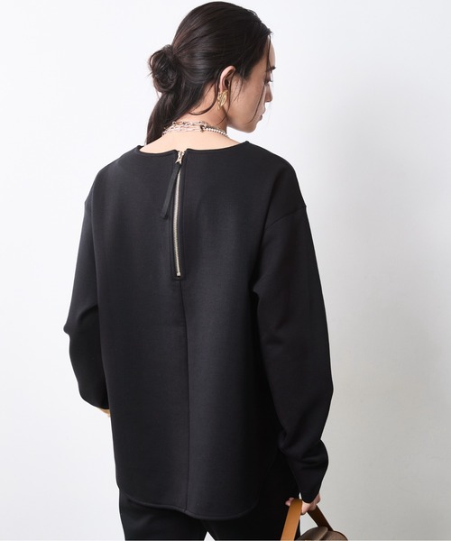 CHIC STYLE(シックスタイル)の「バックジップクルーネックカットソー<大きいサイズ有>シックスタイル(Tシャツ/カットソー・レディース・ブラック/グレー・5L/4L/3L/LL/L/M)」の11枚目の写真
