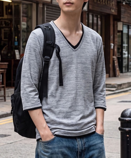 B.I.D.（ビーアイディー）の「《Bd》レイヤード風 Vネック7分袖Tシャツ（Tシャツ/カットソー・メンズ・ネイビー/ブラック/グレー・X-LARGE/MEDIUM）」の2枚目の写真