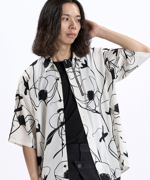 NO ID.(ノーアイディ)の「【NO ID.】Half ZIP Big Shirt / ハーフジップ ビッグ シャツ(シャツ/ブラウス・メンズ・ホワイト/ブラック・ONE SIZE)」の2枚目の写真