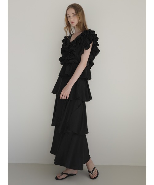 AMOMMA(アモマ)の「SATIN RAFFLE FRILL TOPS(シャツ/ブラウス・レディース・アイボリー/ブラック/ピンク・FREE)」の21枚目の写真