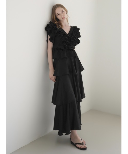 AMOMMA(アモマ)の「SATIN RAFFLE FRILL TOPS(シャツ/ブラウス・レディース・アイボリー/ブラック/ピンク・FREE)」の19枚目の写真