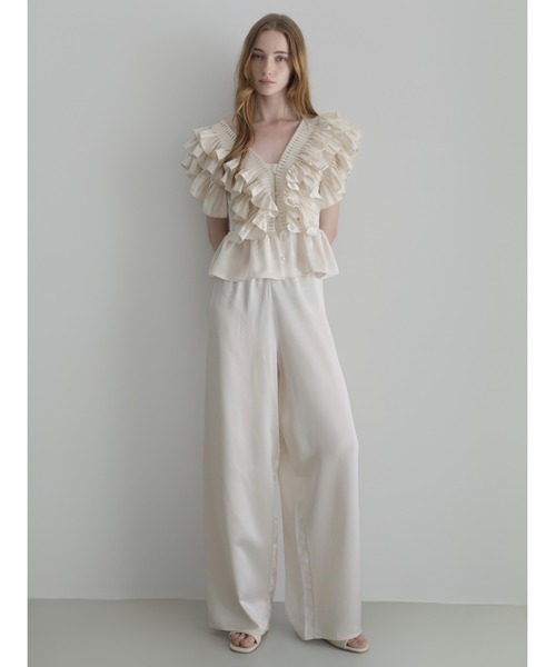 AMOMMA(アモマ)の「SATIN RAFFLE FRILL TOPS(シャツ/ブラウス・レディース・アイボリー/ブラック/ピンク・FREE)」の13枚目の写真