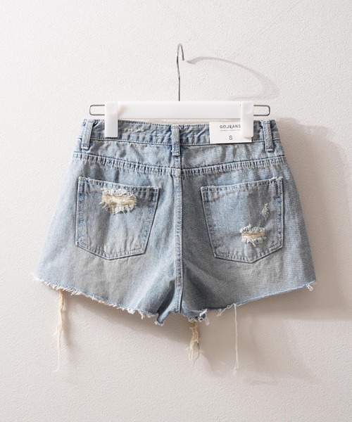 1111clothing(ワンフォークロージング)の「クラッシュデニム ショートパンツ / Distressed Denim Shorts(その他パンツ・レディース・ダークブルー/ライトブルー/ブラック・S/M/L)」の17枚目の写真