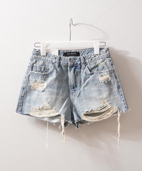 1111clothing(ワンフォークロージング)の「クラッシュデニム ショートパンツ / Distressed Denim Shorts(その他パンツ・レディース・ダークブルー/ライトブルー/ブラック・S/M/L)」の16枚目の写真