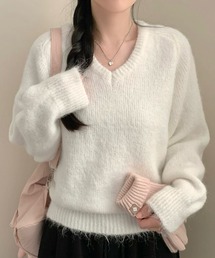 Vネックニットプルオーバー