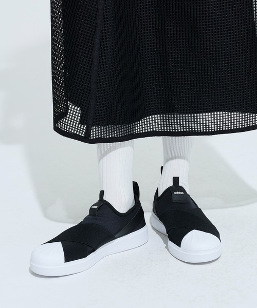 adidas（アディダス）の「ストリートトーク / STREETTALK / アディダス adidas（スニーカー・レディース・ブラック×ホワイト・26.5cm/25.0cm/26.0cm/25.5cm/24.5cm/22.5cm/22.0cm/23.0cm/23.5cm/27.5cm/28.0cm/27.0cm/24.0cm）」の3枚目の写真